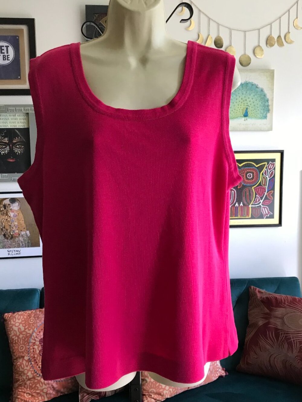 EXCLUSIVELY MISOOK size 1X Pink Sleeveless Signature Acrylic Knit Classic Shell